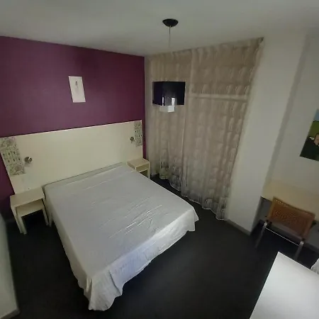 Clavel Nazari Apartman Granada
